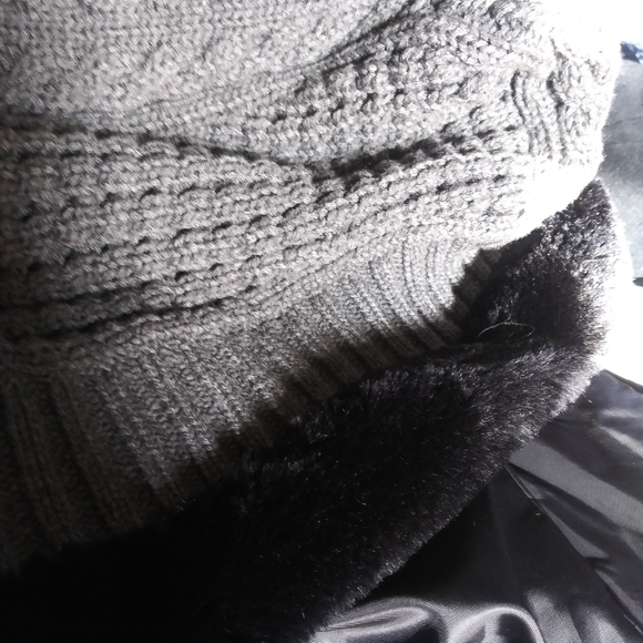 Girl's hooded winter jacket size large from 12 ONE - Picture 7 of 8